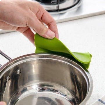 Anti-spilling Silicone Soup Funnel